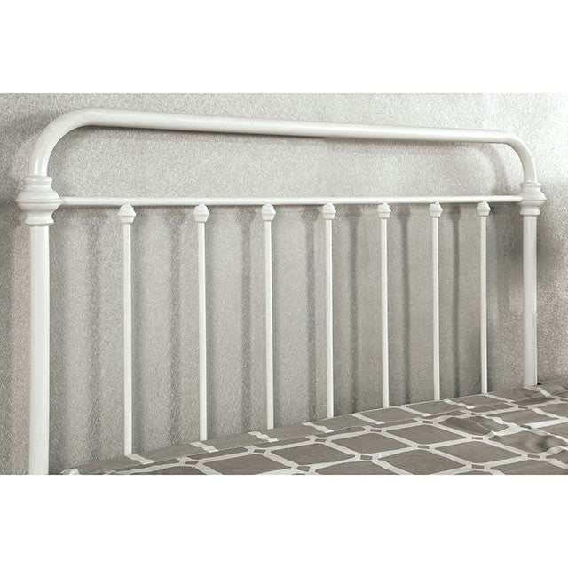 iria Vintage White Eastern King Bed