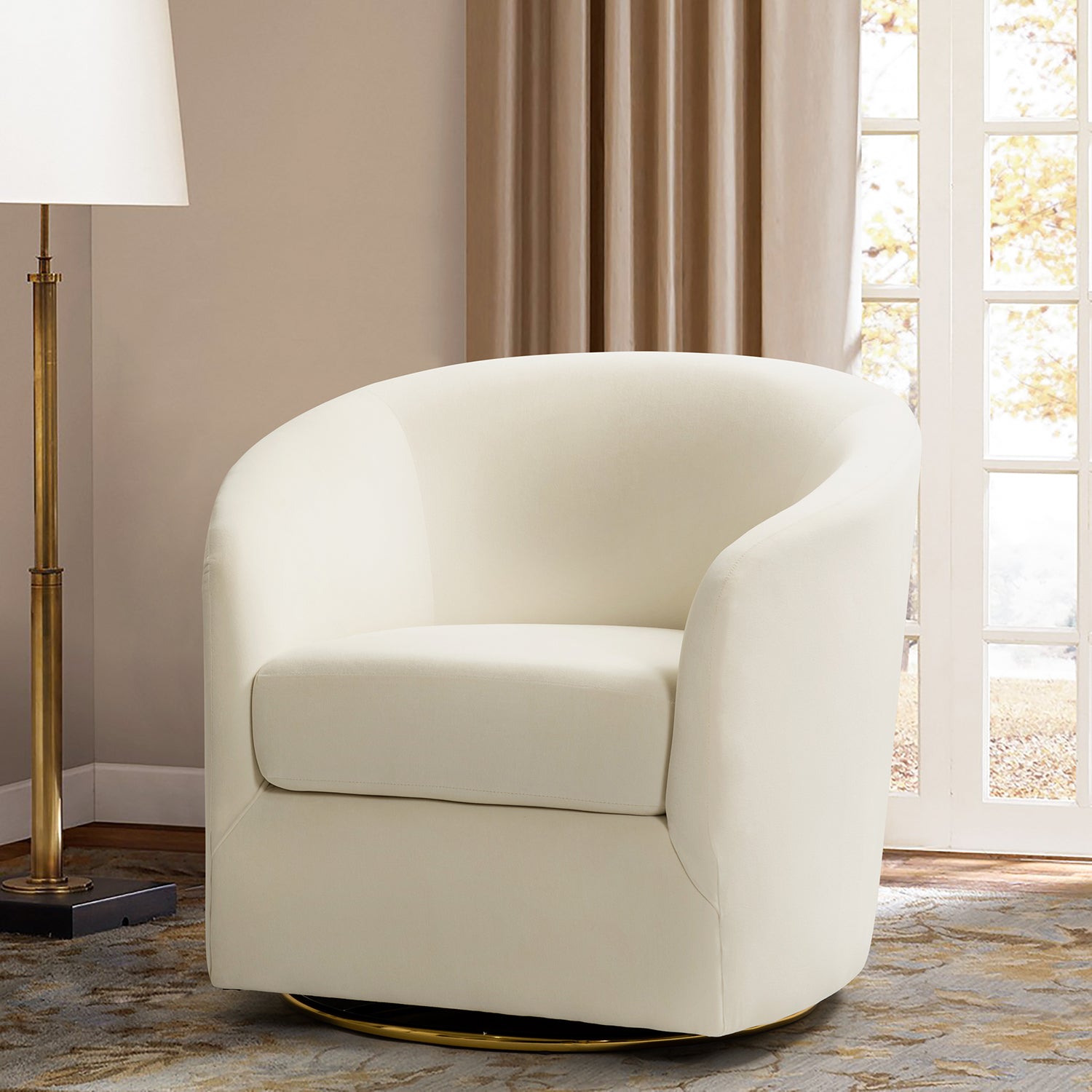 Amarante Swivel Chair in Ivory