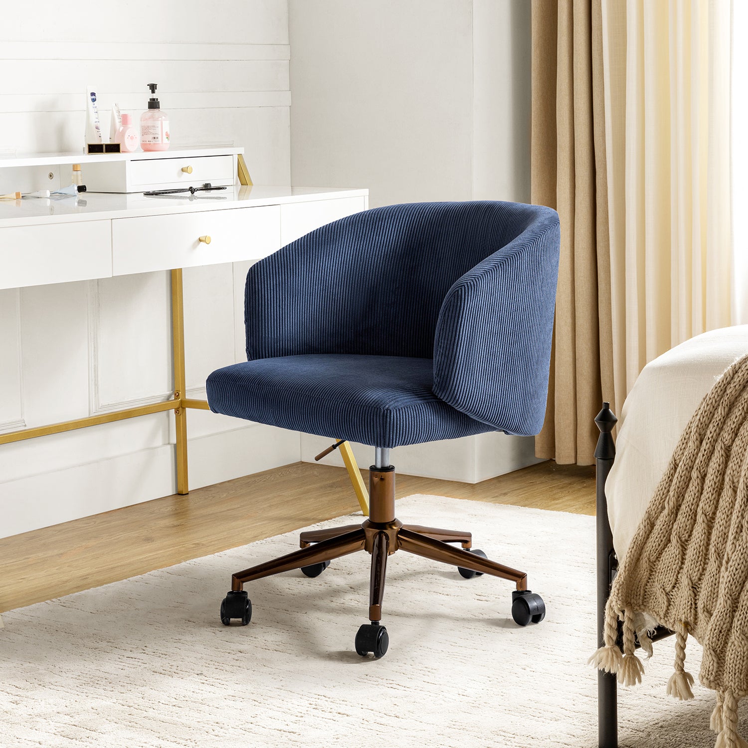 Ottaviano Task Chair in Navy