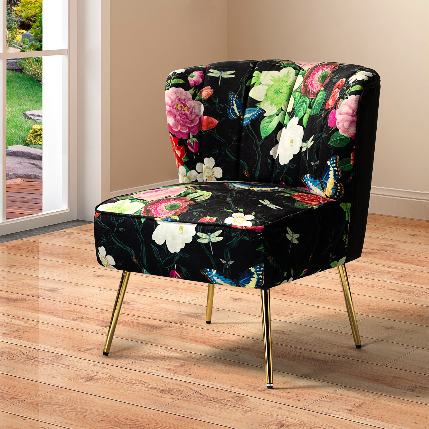 Amata Side Chair in Black