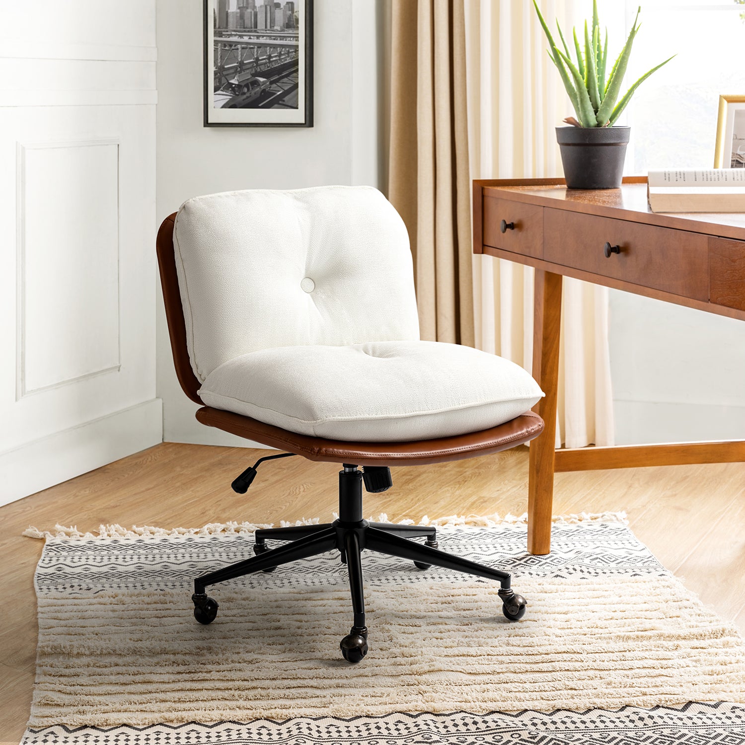 Hedwig Task Chair in Camel