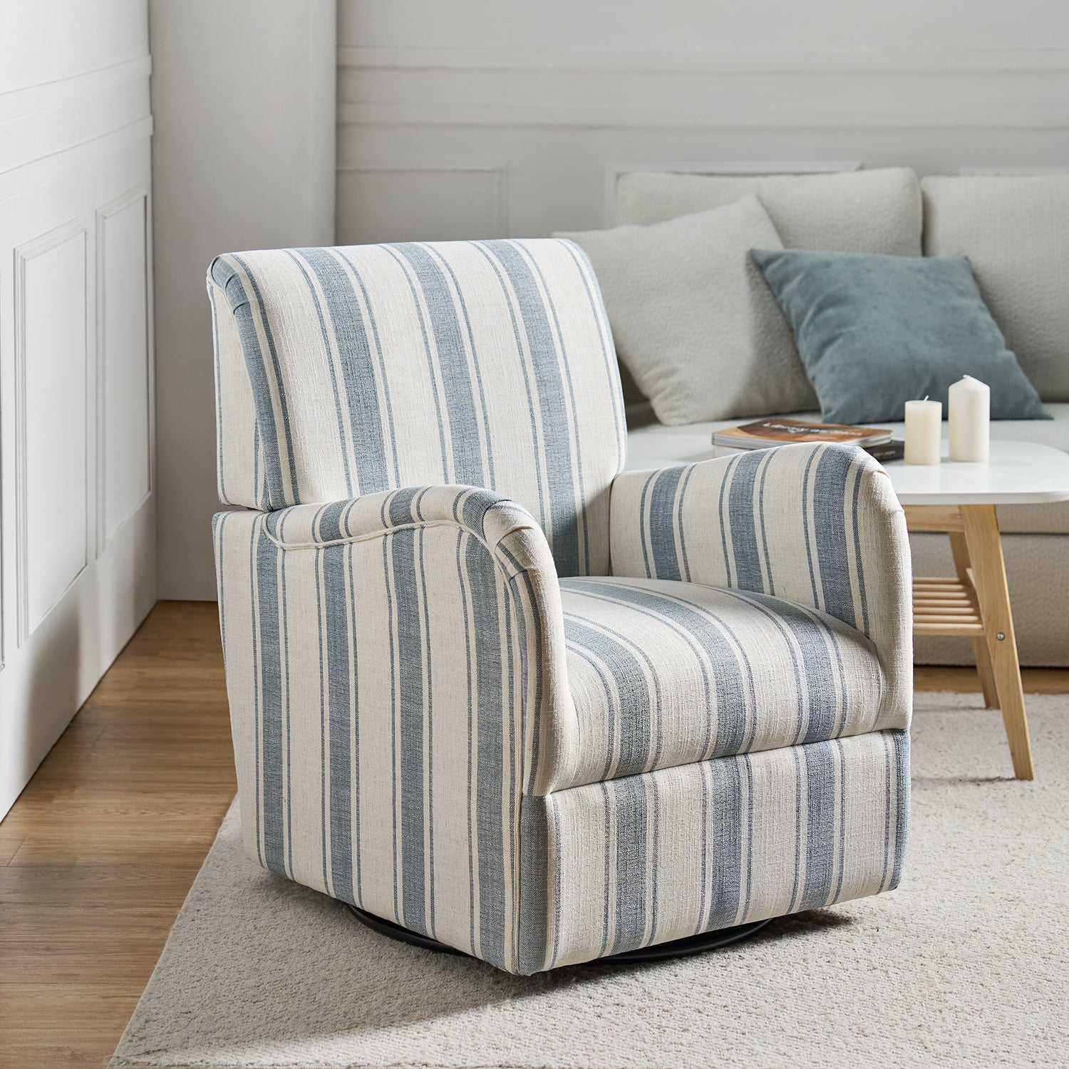 Alice Swivel Armchair in Blue